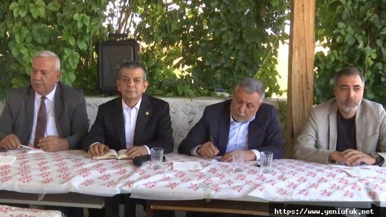 Ak Parti Merkez İlçe Teşkilatı Muhtar Toplantıları Devam Ediyor