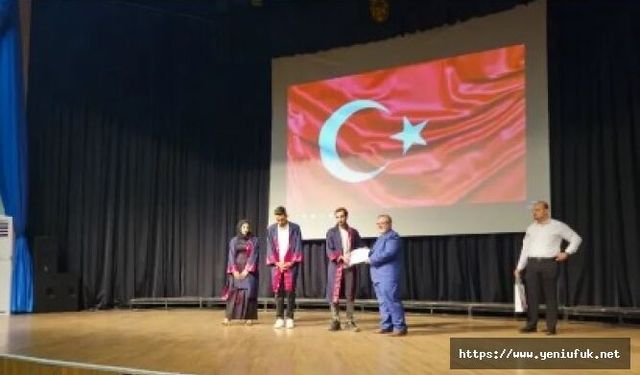 Fırat Üniversitesi’nde Mezuniyet Coşkusu Devam Ediyor