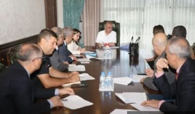 Vali Hatipoğlu, Vatandaşları Dinledi