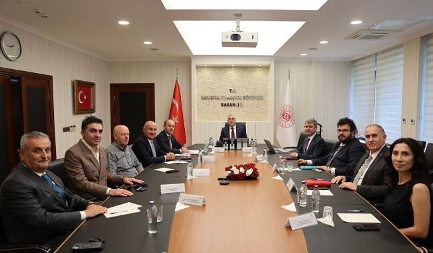 İş İnsanı Aytunç Sunguroğlu Tpf Yönetimiyle Birlikte, Bakan Işıkhan İle Görüştü